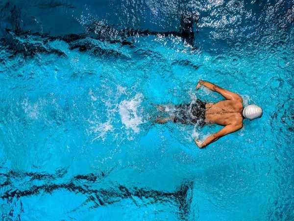 Wiffen sets men's 800-freestyle short course world record in Romania - (A)