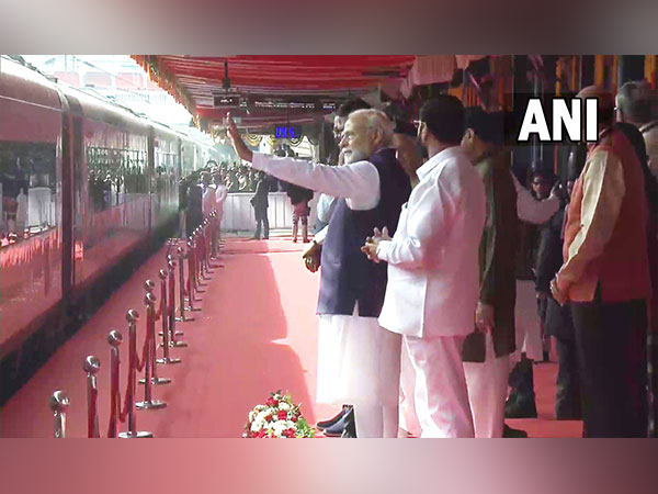 PM Modi inaugurates first phase of Nagpur-Mumbai 'Samruddhi Expressway'