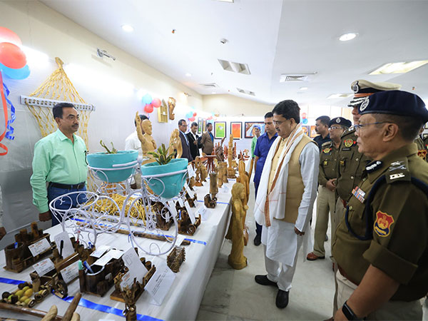 Tripura CM attends inaugural ceremony of Art and Craft exhibition by Tripura Police