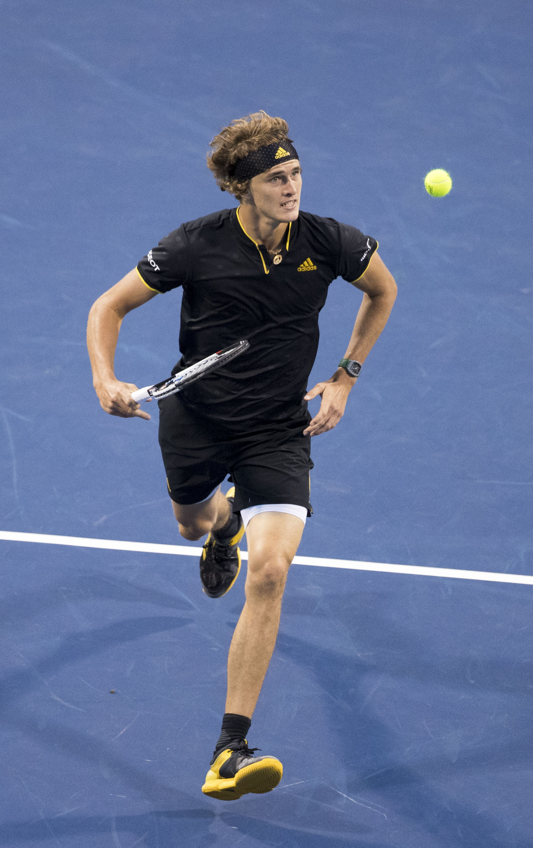 Zverev clinches Germany's win over American team at ATP Cup