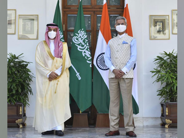 Jaishankar reviews bilateral cooperation with Saudi counterpart
