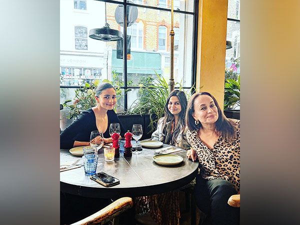 Alia Bhatt steps out for lunch with mom Soni Razdan, sister Shaheen