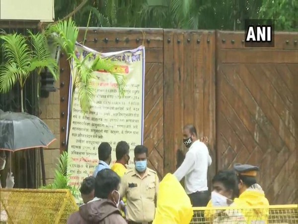 Amitabh Bachchan's four bungalows sealed, 30 staff members undergo COVID-19 test