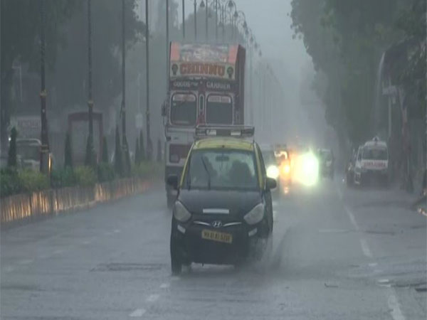 IMD Issues Orange Alert: Heavy Rainfall Predicted for Mumbai