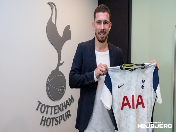 Pierre-Emile Hojbjerg joins Tottenham from Southampton