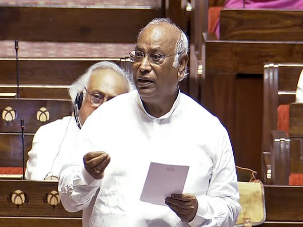 Kharge Criticizes Modi Govt Over Dubious Employment Data