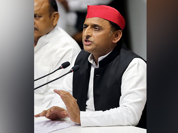 All cases against Azam Khan would be withdrawn if SP comes to power: Akhilesh Yadav