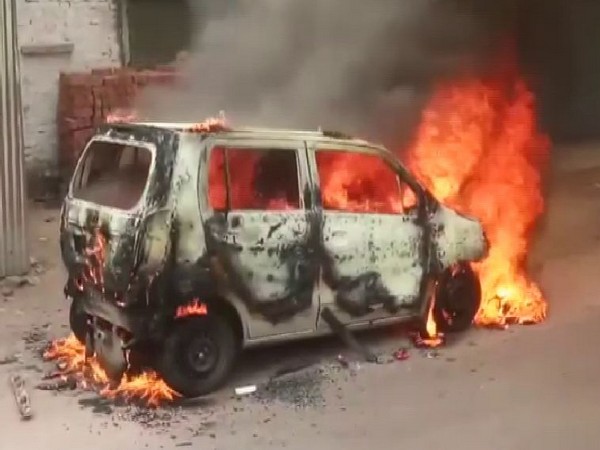 UP: Moving car catches fire, driver safe