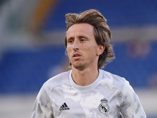 Luka Modric sustains muscular injury