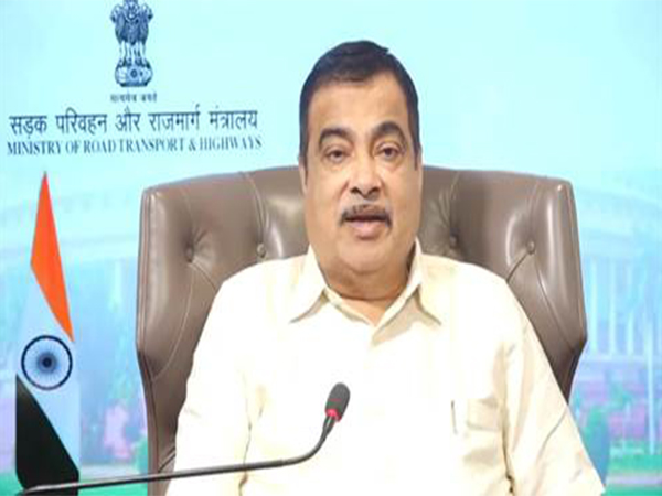 Govt working on developing electric highways: Nitin Gadkari
