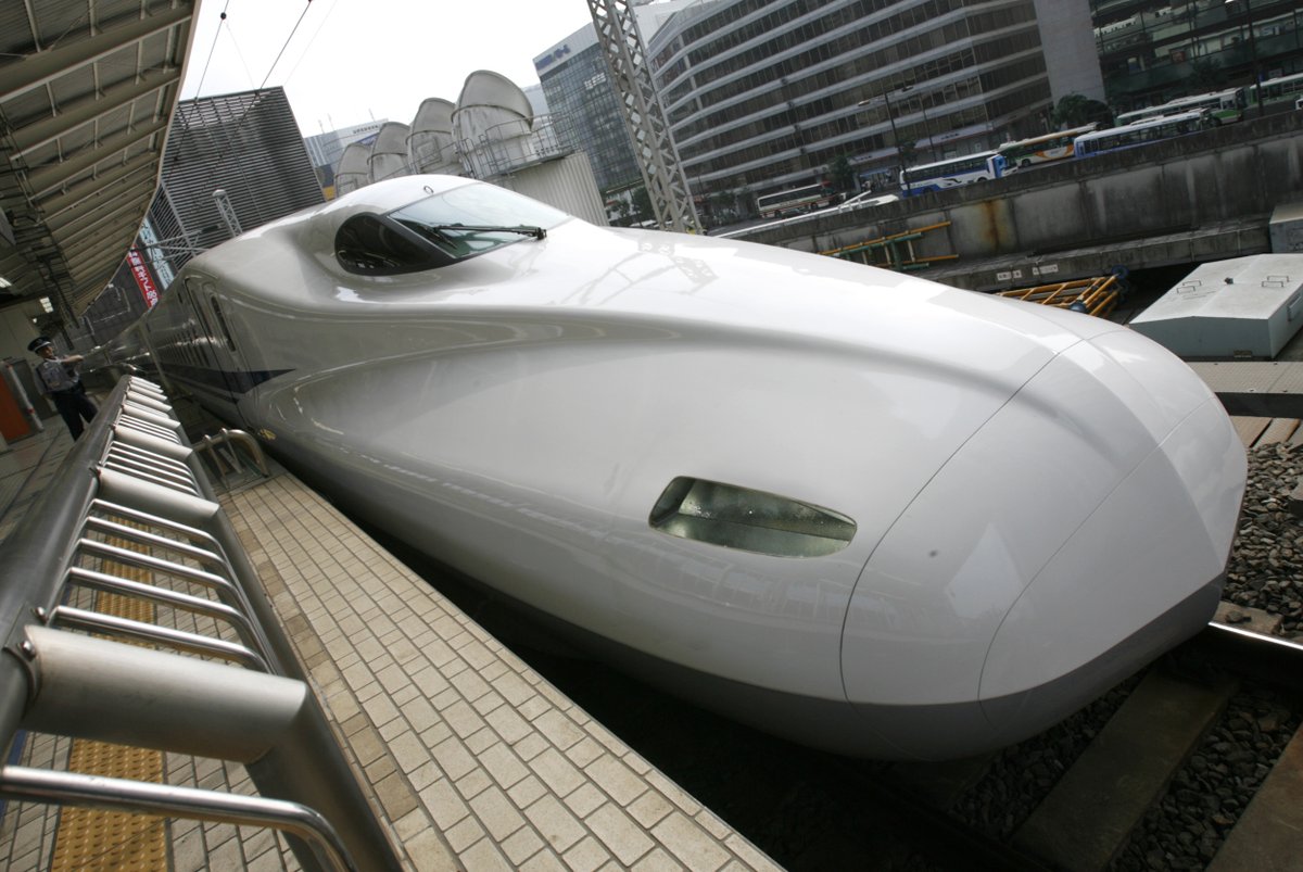 China' new high-speed flight train expected to travel at 1,000 kms an hour