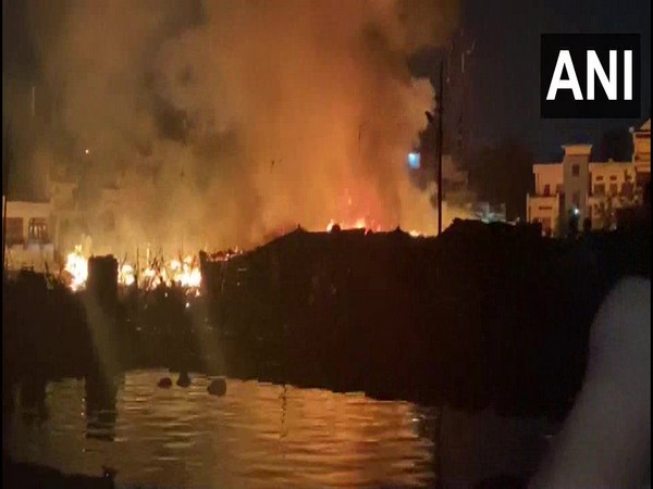 Fire breaks out at Dhobi Ghat in Lucknow's Aishbagh, no casualties reported