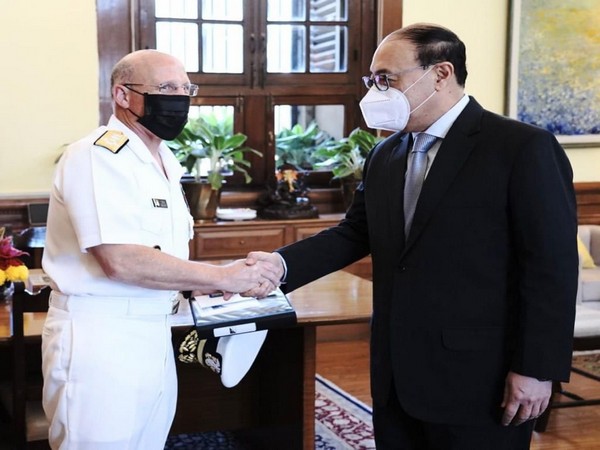 Shringla meets US Naval Operations Chief, discusses India-US defence relations