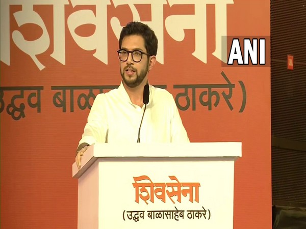 Maharashtra Politics Heat Up: Aaditya Thackeray Takes Aim at Eknath Shinde Faction