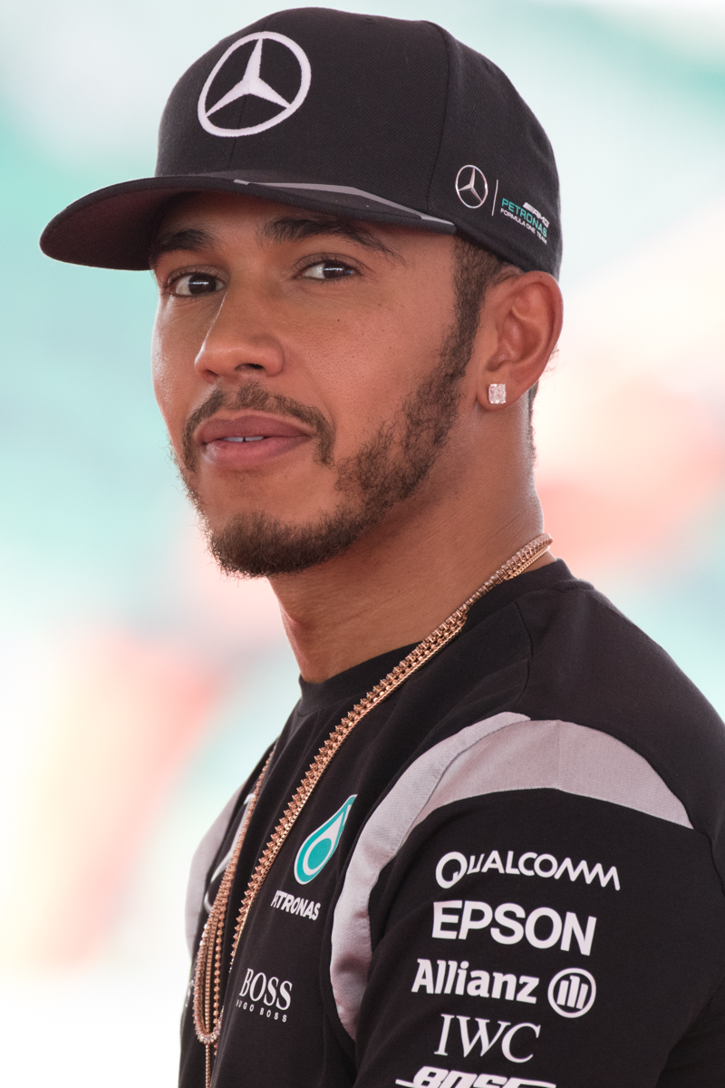 Motor racing-Hamilton takes pole for home British GP in record time