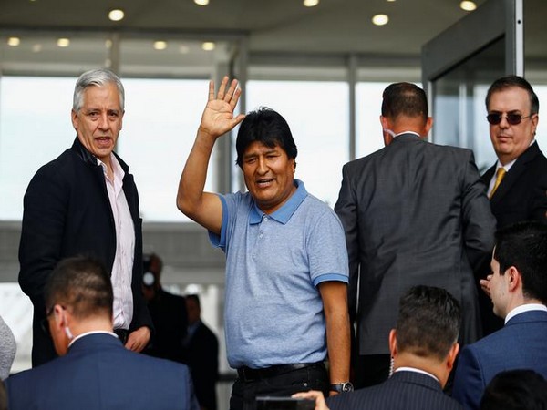 Morales says the U.S. offered him plane to leave Bolivia