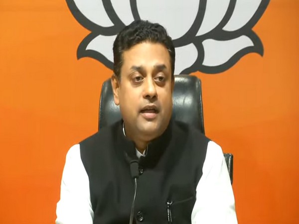 It's in the nature of Congress, Gandhi family to attack Hinduism whenever they get a chance: BJP  
