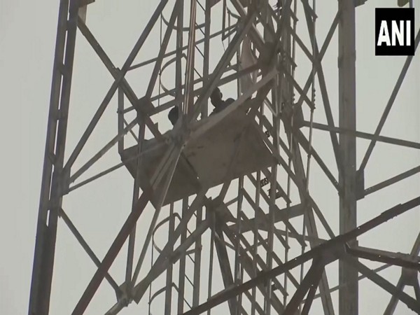 Protest on High: Jaipur Men Scale Tower Demanding CBI Probe