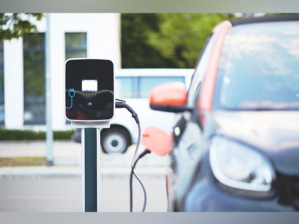 Festive Demand Sparks Steady Growth in EV Registrations, Haitian Report Reveals