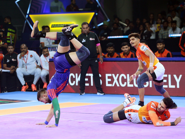 Ashu Malik's Heroics Salvage Dabang Delhi KC in Thrilling PKL Battle