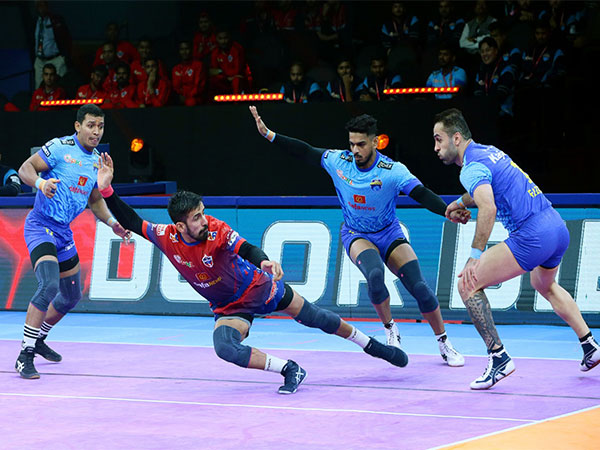 Thrilling Tie: Bengal Warriorz and UP Yoddhas Draw 31-31 in Pro Kabaddi League