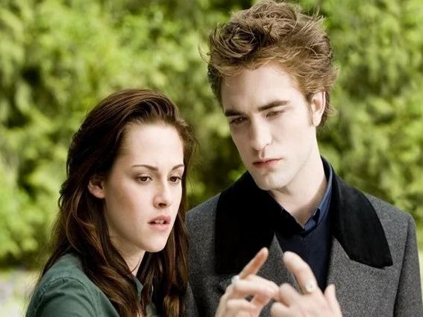 Kristen Stewart reflects on 10 years of 'Twilight'