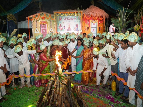 Bhogi Festival Celebrations Unite Leaders and Communities Across India