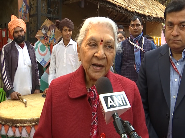 Governor Patel Champions Self-Reliance and Handicraft Heritage