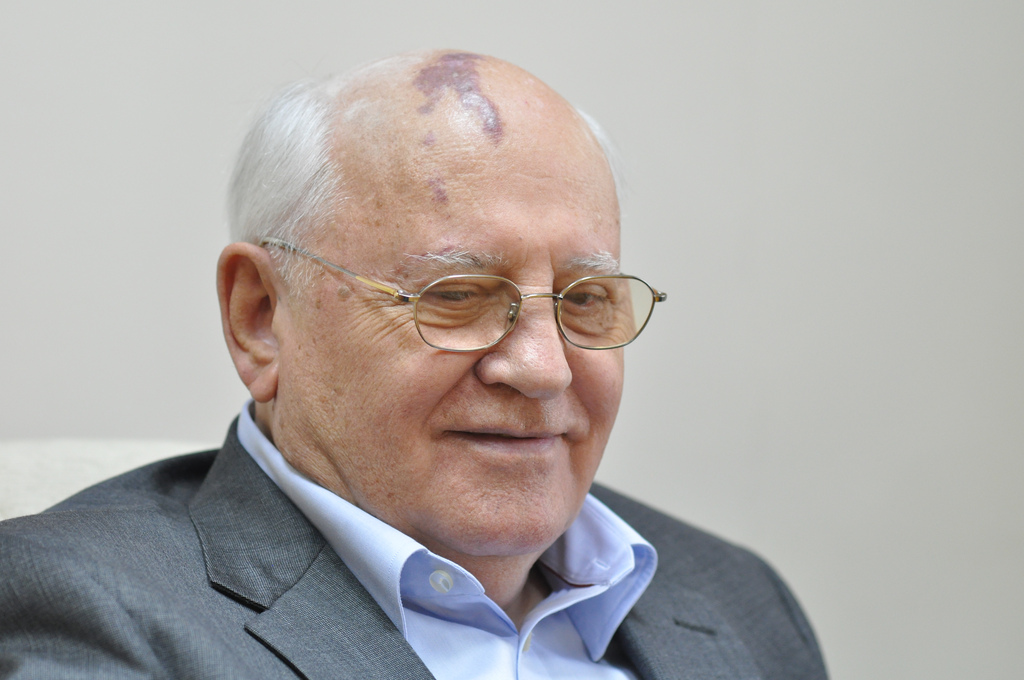 EXCLUSIVE-Don't build Berlin-style wall between Russia and West - Gorbachev
