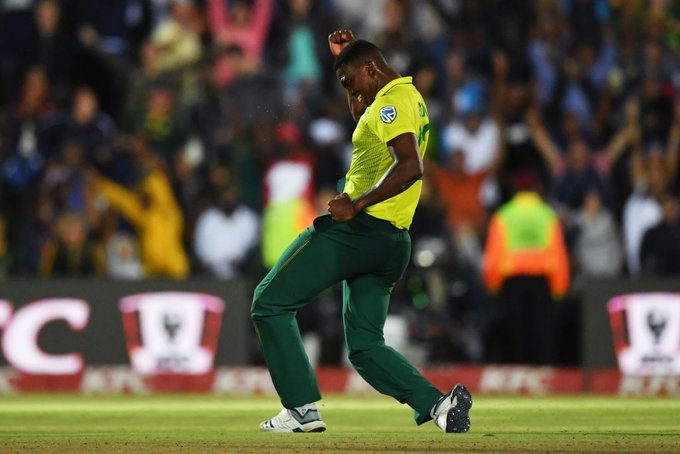 Ngidi stars as South Africa beat England by one run in T20 thriller