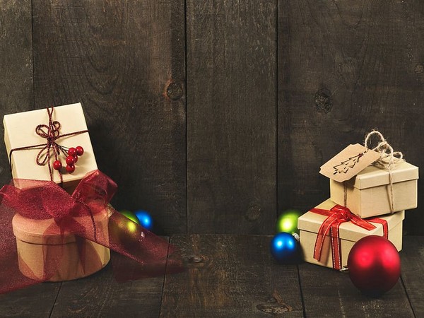 Chocolate Santas in marzipan masks - a coronavirus Christmas in Hungary 