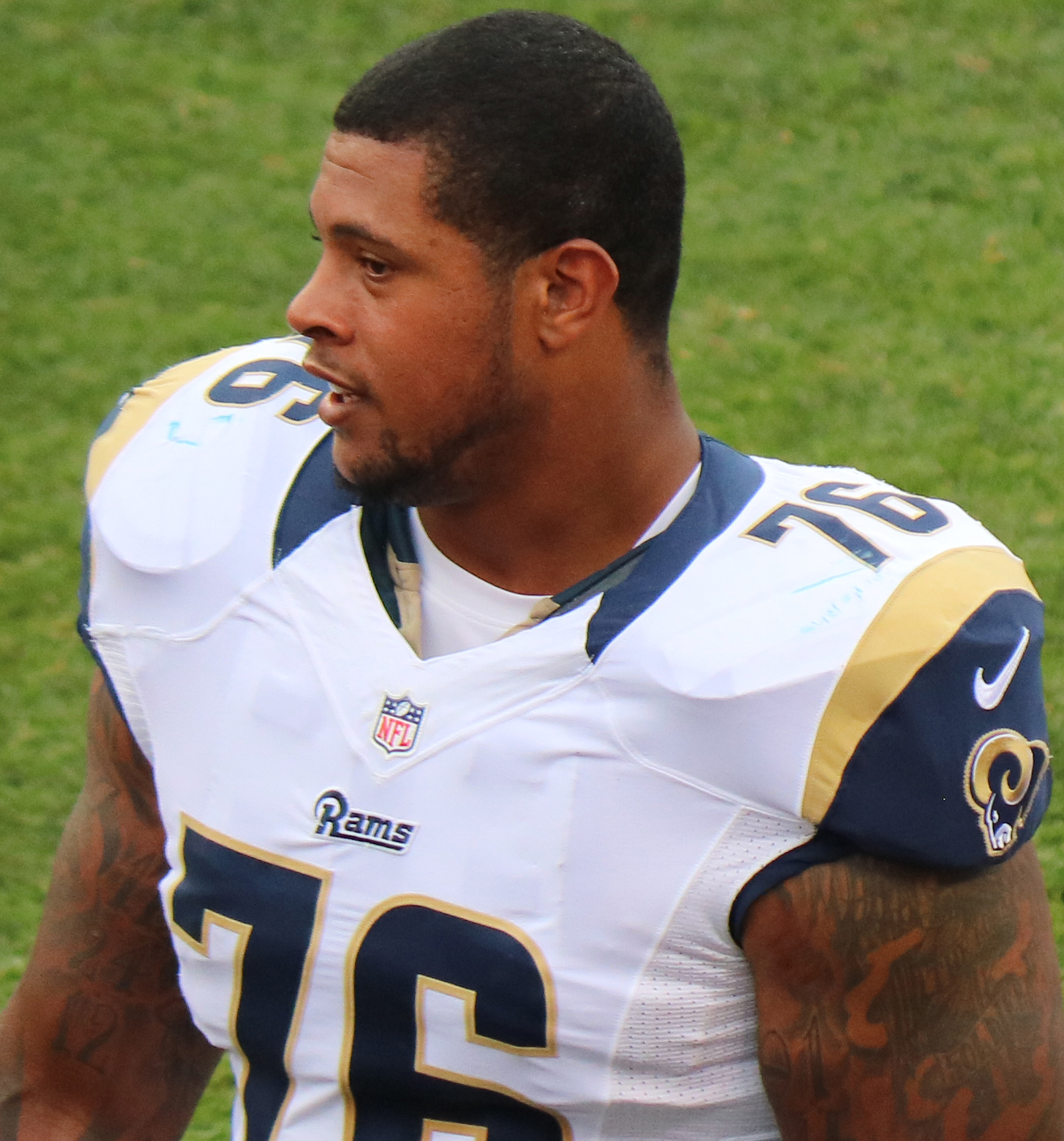 Titans to sign Saffold to 4-year deal worth $44M