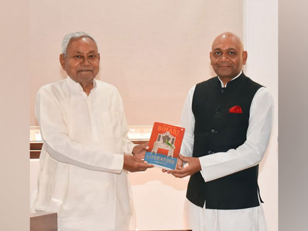 Poet-diplomat Abhay K presents copy of 'The Book of Bihari Literature' to Nitish Kumar