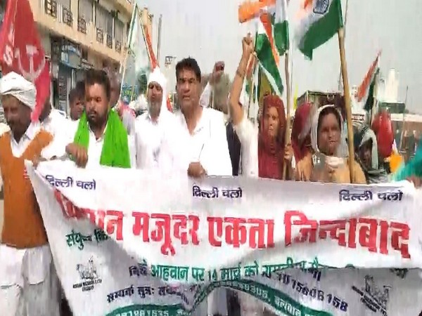 On Samyukt Kisan Morcha's call, protesting farmers to attend Mahapanchayat in Delhi tomorrow