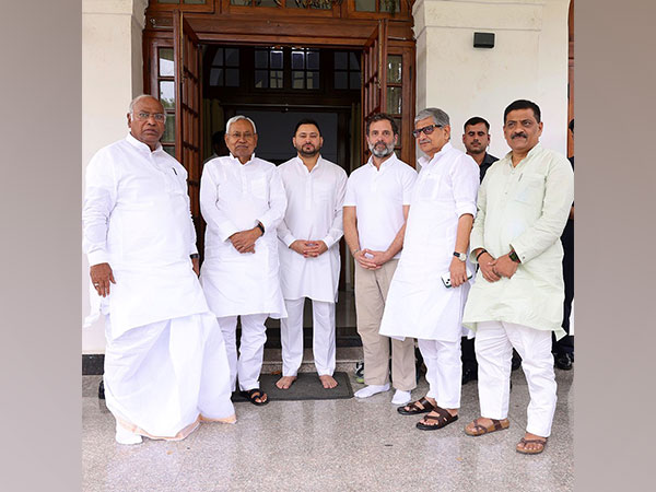 Nitish, Tejashwi Meet Leaders Of Congress, Aap As Part Of Opposition 