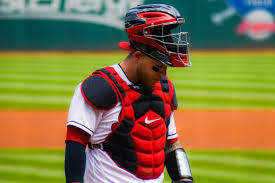 Perez powers Indians past Reds for fifth straight win