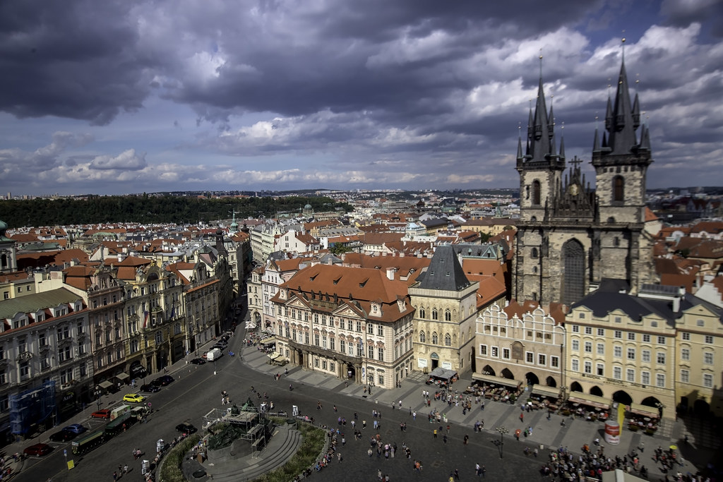 UPDATE 1-China calls Prague city council's move to cancel pact a 'breach of faith'