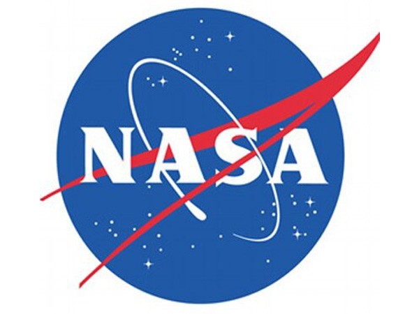 NASA's 1st moon crew in 50 years includes 1 woman, 3 men
