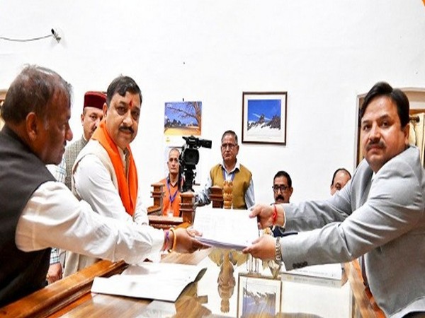 BJP's Suresh Kashyap files nomination from Shimla Lok Sabha seat, exudes confidence of victory