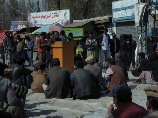 PoK protest cuts in budgetary grants by Islamabad