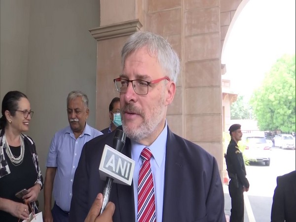 Israeli envoy calls on CM Adityanath, discusses international partnership in key areas