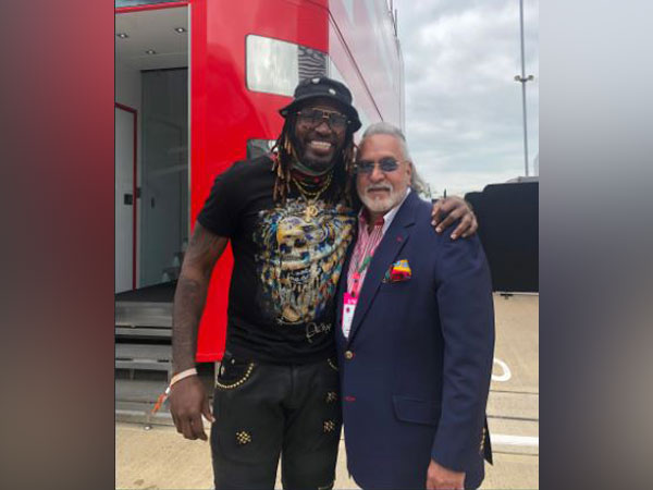 Chris Gayle posts picture with Vijay Mallya; netizens say 'courier him to India'