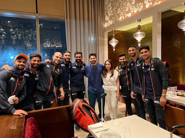 Varun Dhawan meets Team India at Mumbai airport