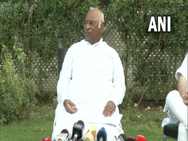 Kharge tests positive for COVID-19; to skip I-Day celebrations in Delhi 