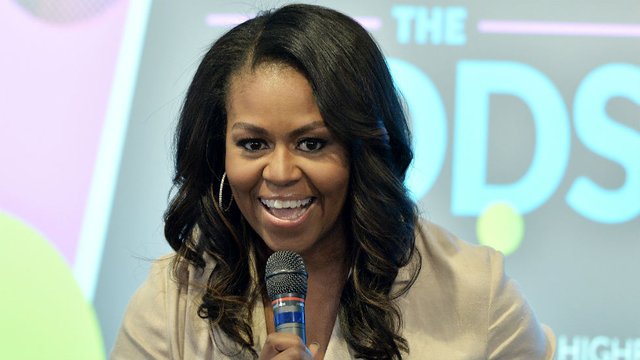 Michelle Obama rips Prez Trump for "birther" conspiracy theory