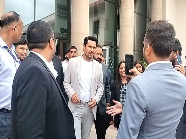 Randeep Hooda Praises Supreme Court's Tech Advancements and Chief Justice DY Chandrachud