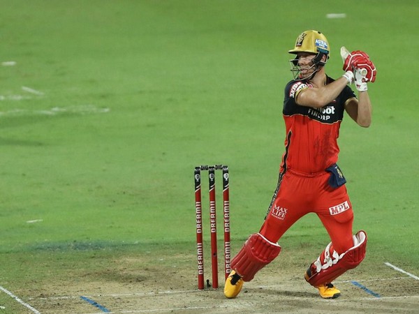 Game needs you back in international arena: Ravi Shastri tells de Villiers