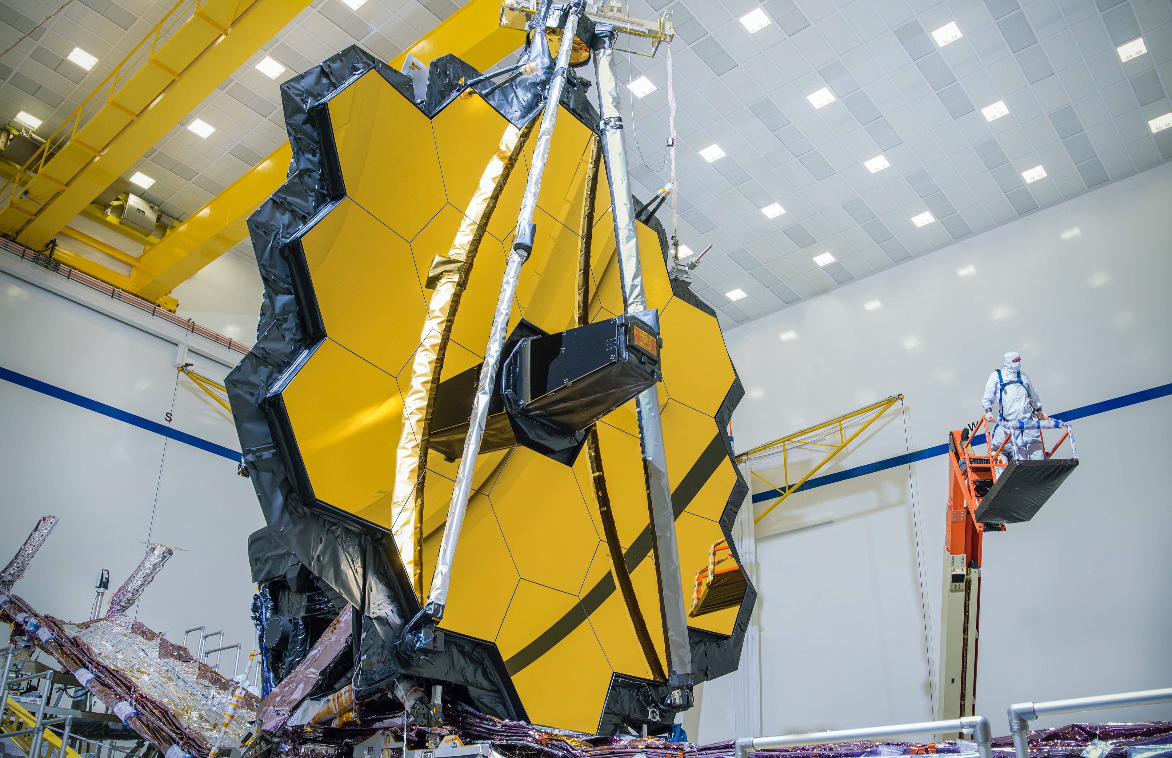 Webb Telescope helps measure temperature of exoplanet, 40 light years from Earth