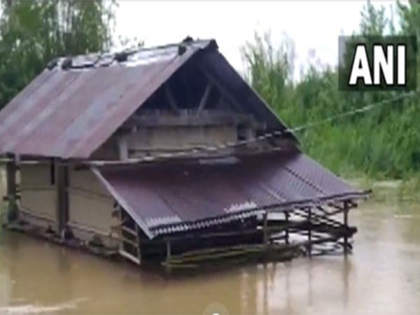 Assam: Situation in Dhemaji continues to remain grim; nearly 39,000 people affected