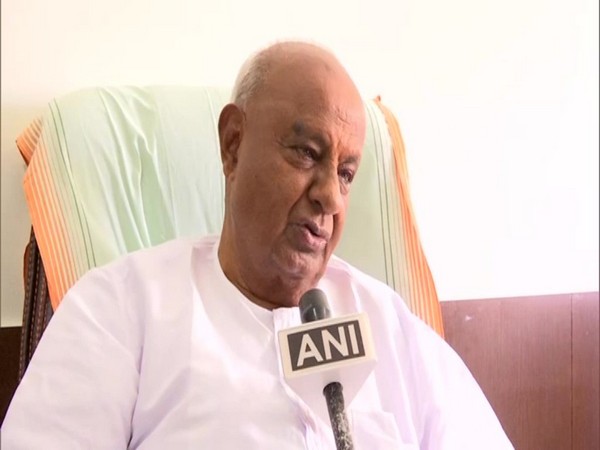 Karnataka: No option but to accept SC verdict, JDS to fight by-polls on its own, says HD Deve Gowda
